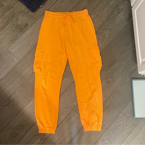 Zara Cargo Sweatpants - Picture 5 of 6